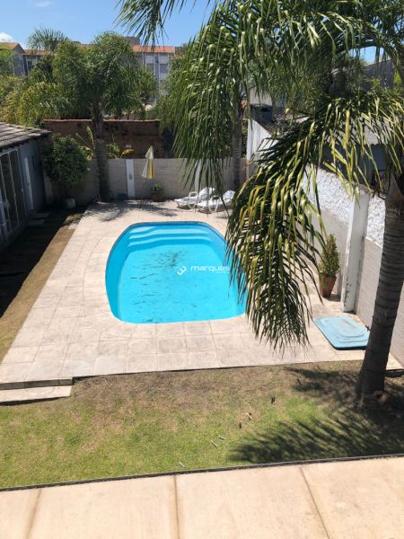 Casa com 3 quartos, 2 banheiros e 287m² à venda no bairro Areal, Pelotas