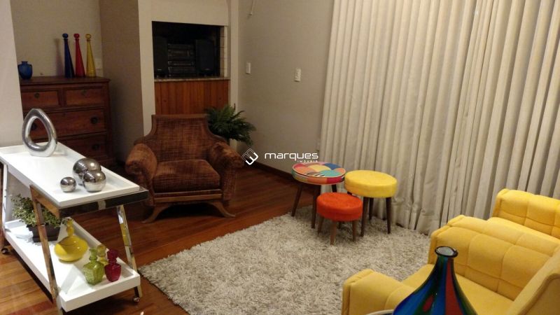 Cobertura com 3 quartos, 4 banheiros e 237m² à venda no bairro Centro, Pelotas