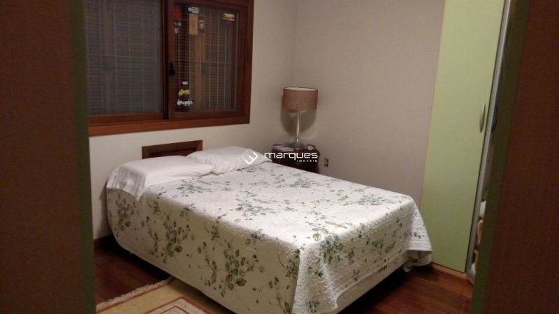 Cobertura com 3 quartos, 4 banheiros e 237m² à venda no bairro Centro, Pelotas