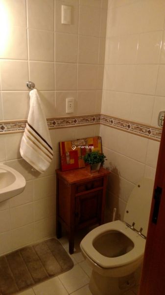Cobertura com 3 quartos, 4 banheiros e 237m² à venda no bairro Centro, Pelotas