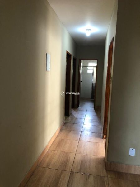 Casa com 2 quartos, 2 banheiros e 190m² à venda no bairro Laranjal, Pelotas