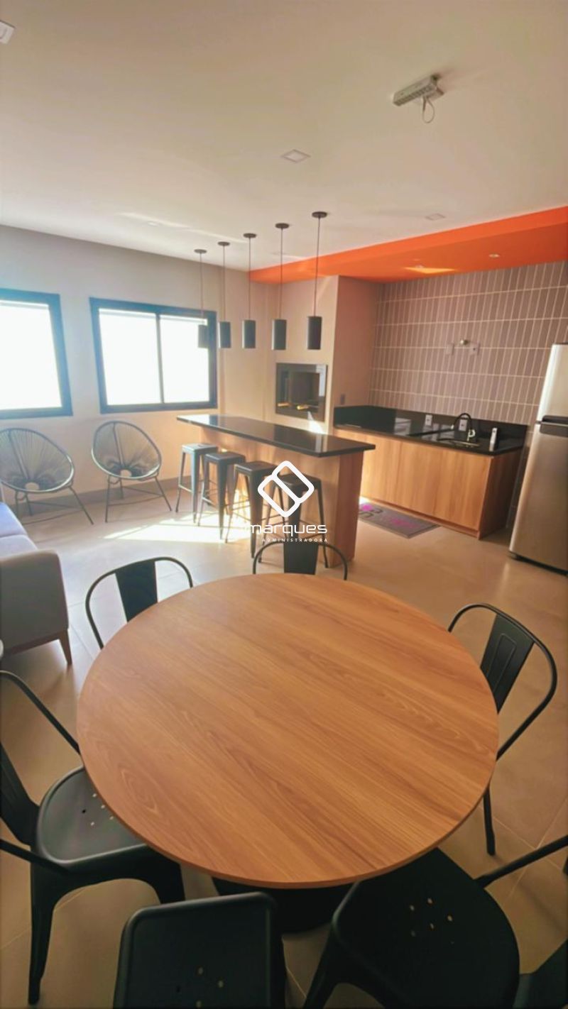 Apartamento com 1 quarto, 1 banheiro e 50m² para alugar no bairro Centro, Pelotas