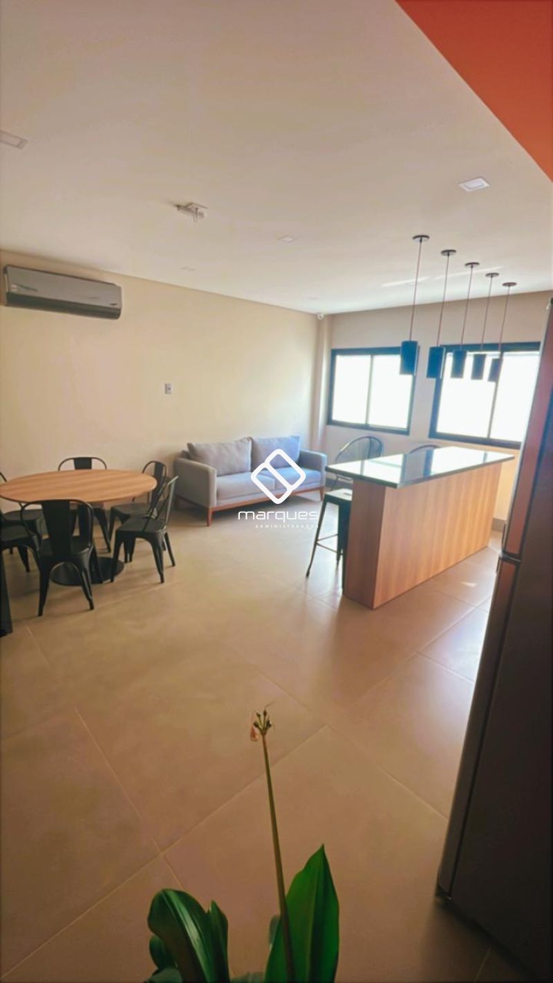 Apartamento com 1 quarto, 1 banheiro e 50m² para alugar no bairro Centro, Pelotas