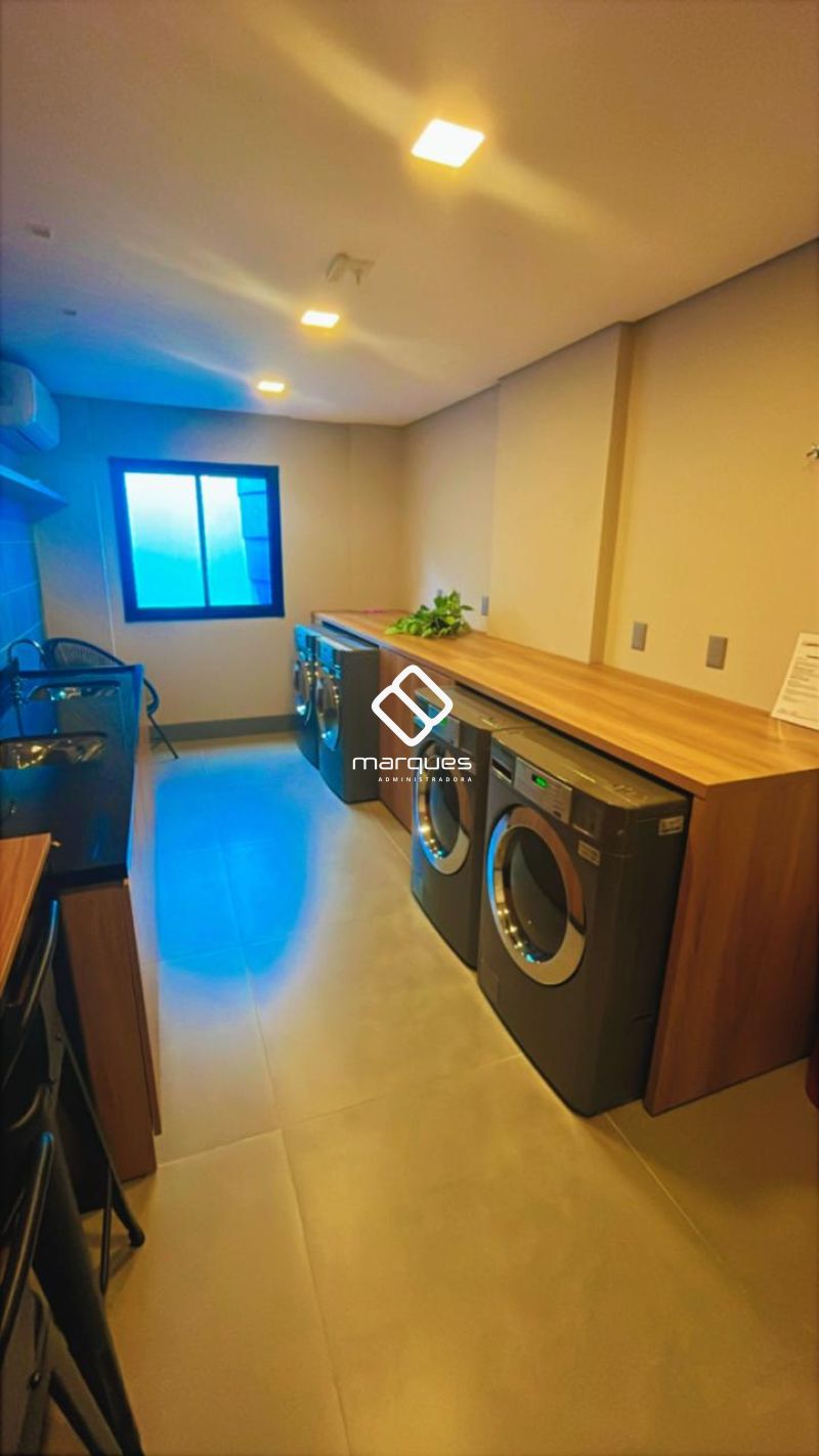 Apartamento com 1 quarto, 1 banheiro e 50m² para alugar no bairro Centro, Pelotas