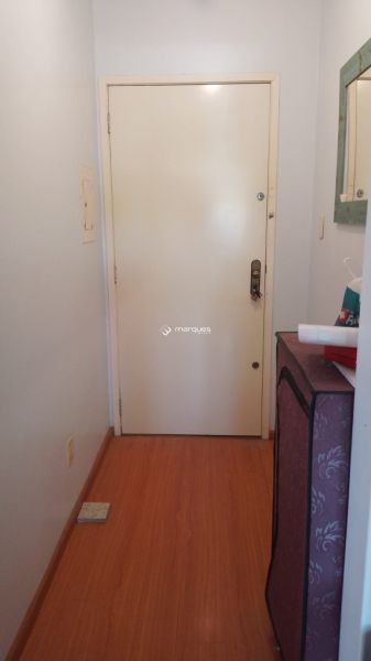 Apartamento com 2 quartos, 2 banheiros e 59m² à venda no bairro Porto, Pelotas