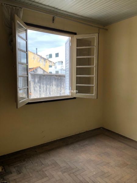 Apartamento com 3 quartos, 1 banheiro e 95m² à venda no bairro Centro, Pelotas