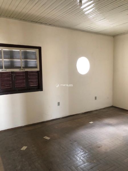Apartamento com 3 quartos, 1 banheiro e 95m² à venda no bairro Centro, Pelotas