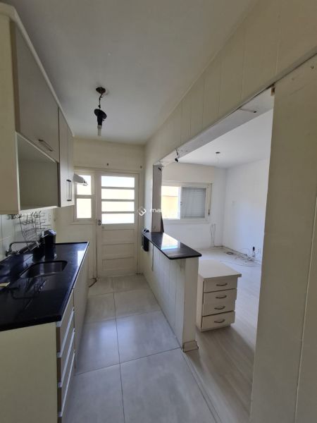 Apartamento com 1 quarto, 1 banheiro e 50m² à venda no bairro Centro, Pelotas