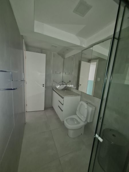 Apartamento com 1 quarto, 1 banheiro e 50m² à venda no bairro Centro, Pelotas