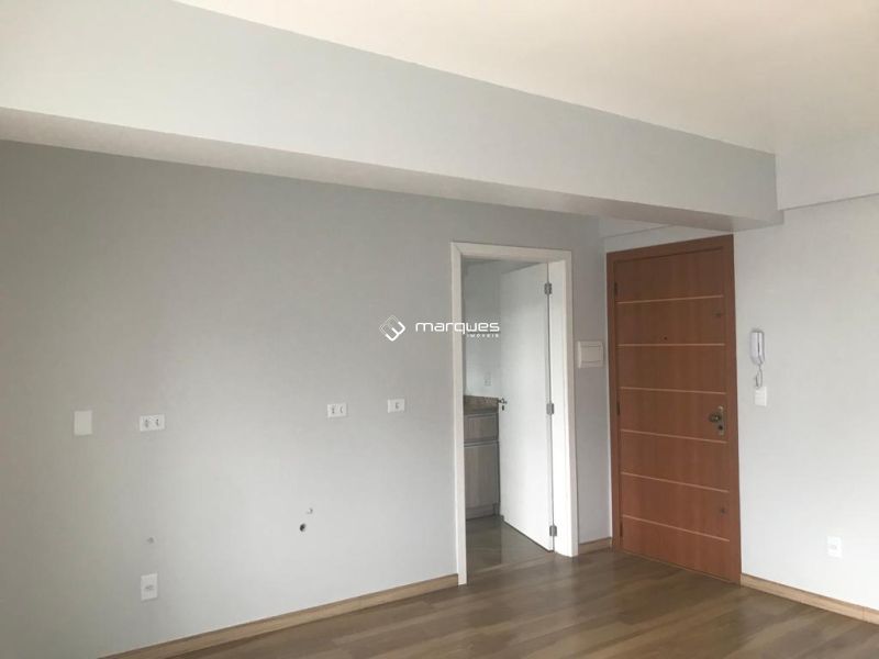 Apartamento com 1 quarto, 1 banheiro e 32m² à venda no bairro Centro, Pelotas