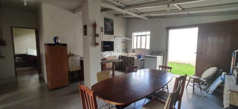 Casa com 3 quartos, 2 banheiros e 406m² à venda no bairro Fragata, Pelotas