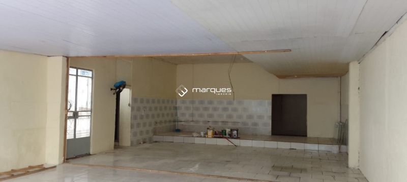 Casa Comercial com 2 quartos, 2 banheiros e 157m² à venda no bairro Fragata, Pelotas