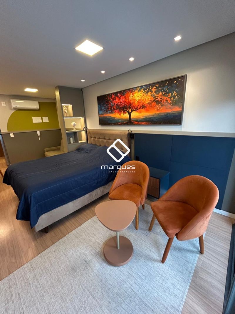 Flat com 1 quarto, 1 banheiro e 35m² para alugar no bairro Centro, Pelotas
