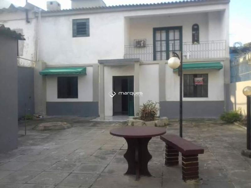 Casa com 2 quartos, 1 banheiro e 170m² à venda no bairro Laranjal, Pelotas