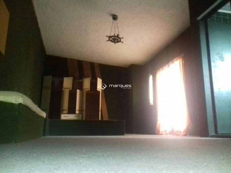 Casa com 2 quartos, 1 banheiro e 170m² à venda no bairro Laranjal, Pelotas
