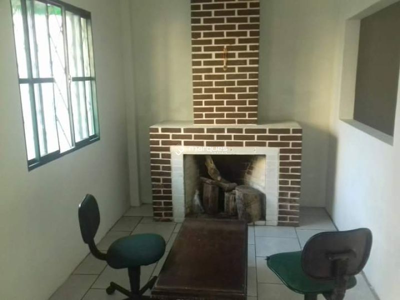 Casa com 2 quartos, 1 banheiro e 170m² à venda no bairro Laranjal, Pelotas