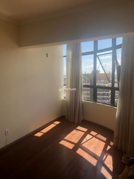 Apartamento com 2 quartos, 1 banheiro e 72m² à venda no bairro Centro, Pelotas