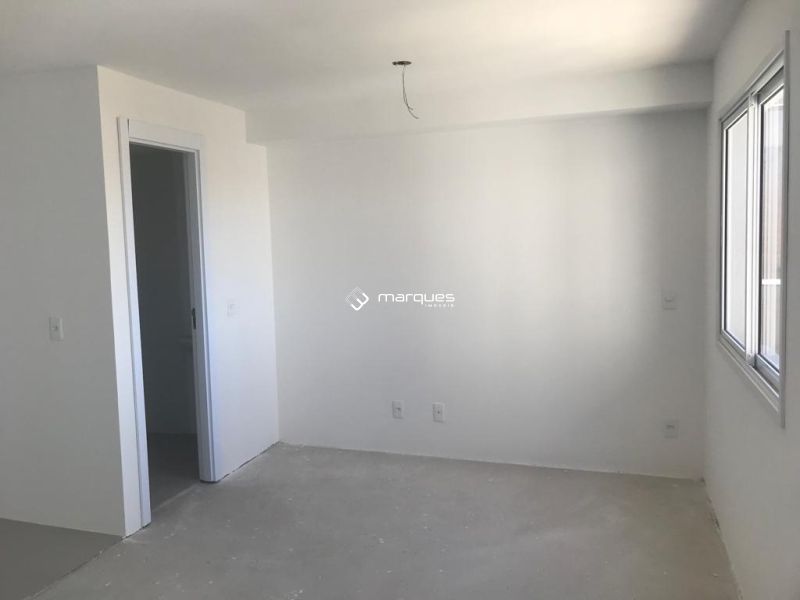 Apartamento com 1 quarto, 1 banheiro e 29m² à venda no bairro Três Vendas, Pelotas