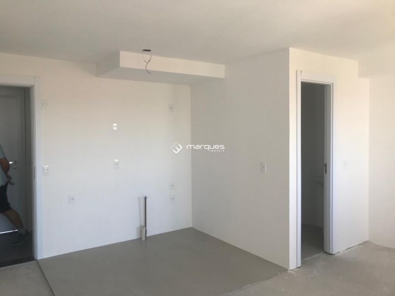 Apartamento com 1 quarto, 1 banheiro e 29m² à venda no bairro Três Vendas, Pelotas