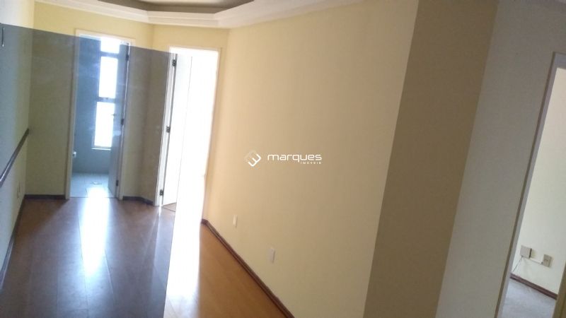 Sala com 1 banheiro e 63m² à venda no bairro Centro, Pelotas