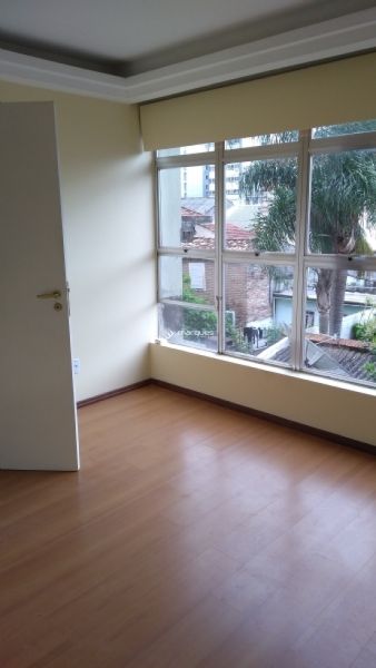 Sala com 1 banheiro e 63m² à venda no bairro Centro, Pelotas