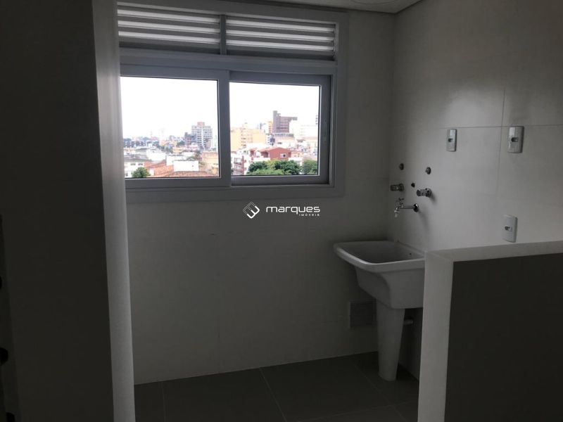 Apartamento com 2 quartos, 1 banheiro e 84m² à venda no bairro Centro, Pelotas