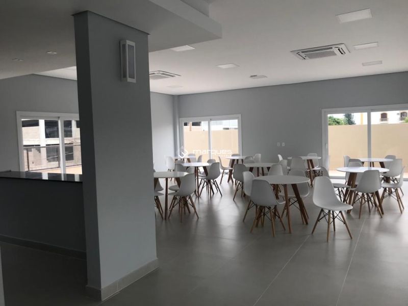 Apartamento com 2 quartos, 1 banheiro e 84m² à venda no bairro Centro, Pelotas