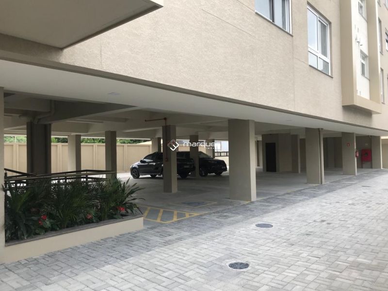 Apartamento com 3 quartos, 1 banheiro e 100m² à venda no bairro Centro, Pelotas