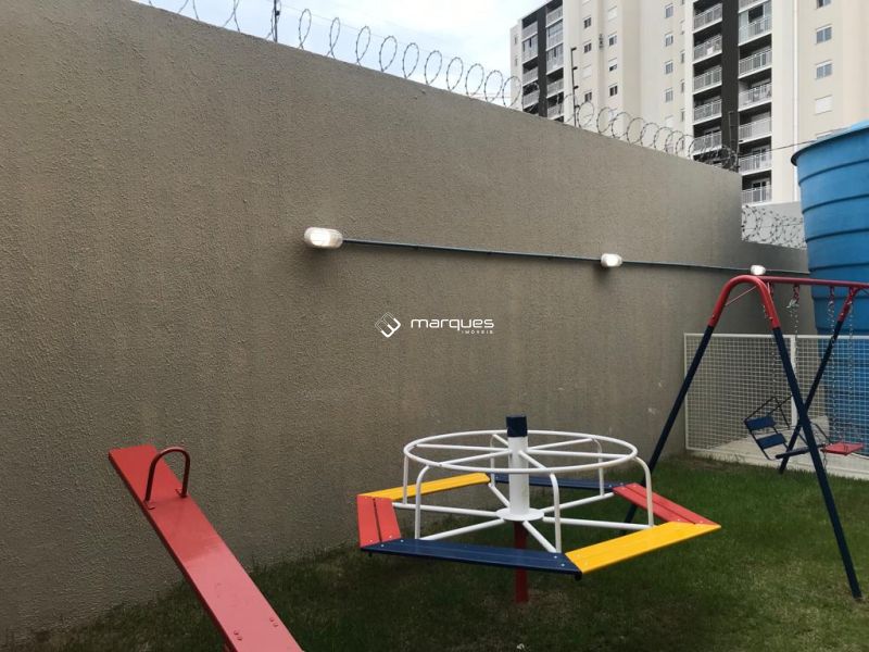 Apartamento com 3 quartos, 1 banheiro e 100m² à venda no bairro Centro, Pelotas