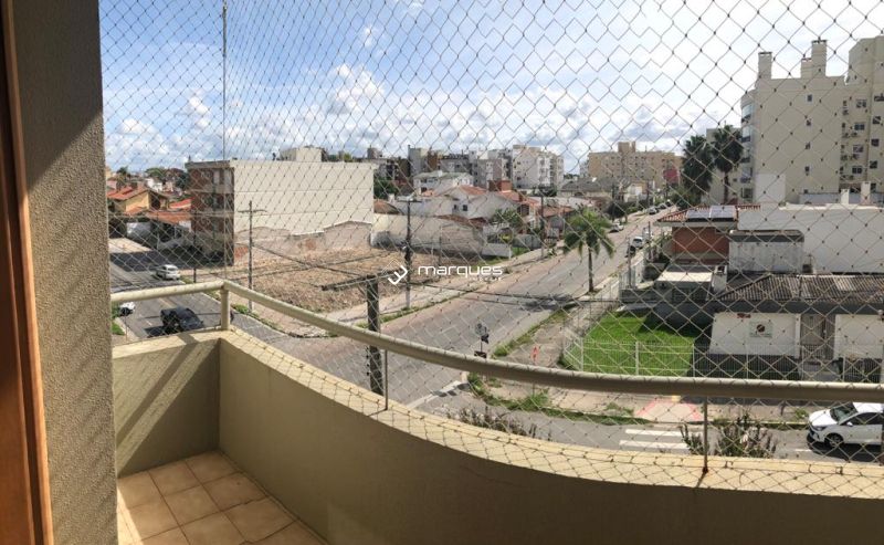 Apartamento com 3 quartos, 2 banheiros e 98m² à venda no bairro Centro, Pelotas