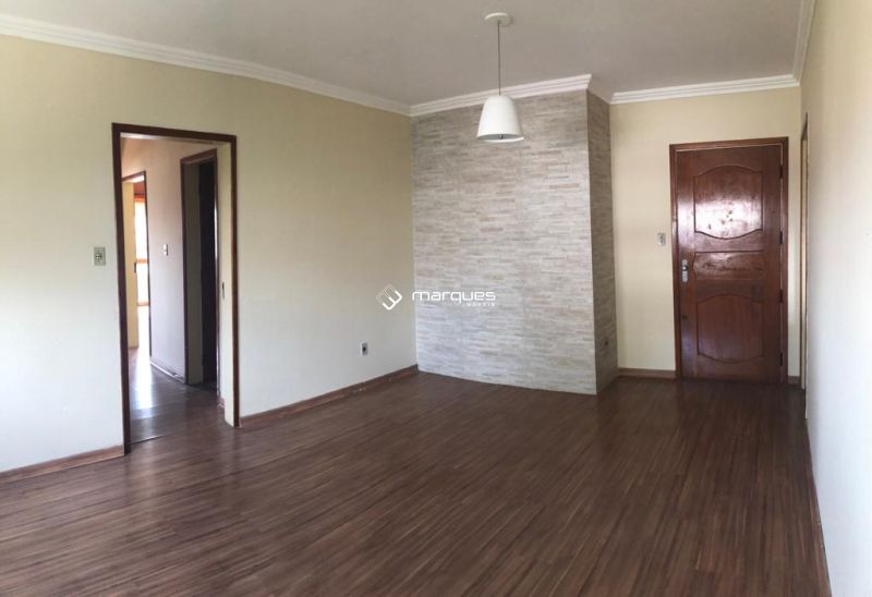 Apartamento com 3 quartos, 2 banheiros e 98m² à venda no bairro Centro, Pelotas