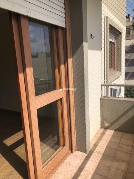 Apartamento com 3 quartos, 2 banheiros e 98m² à venda no bairro Centro, Pelotas