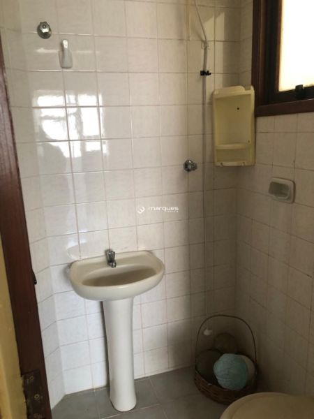 Apartamento com 3 quartos, 2 banheiros e 98m² à venda no bairro Centro, Pelotas