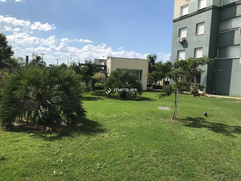 Apartamento com 2 quartos e 1 banheiro à venda no bairro Três Vendas, Pelotas