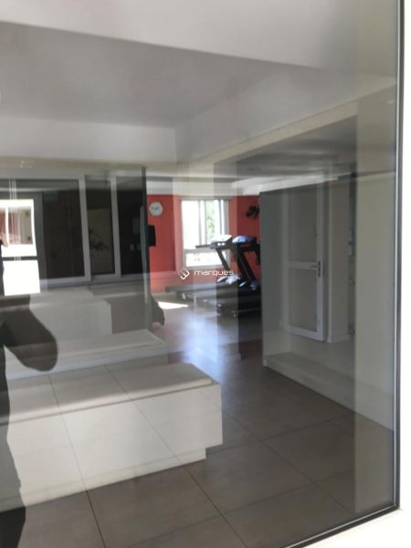 Apartamento com 2 quartos e 1 banheiro à venda no bairro Três Vendas, Pelotas