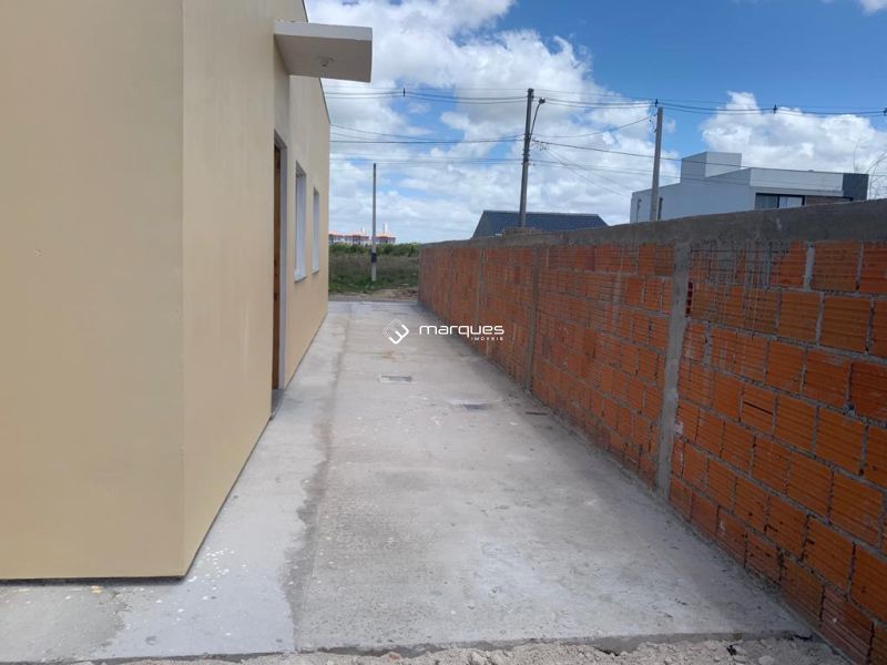 Casa com 3 quartos, 1 banheiro e 55m² à venda no bairro Três Vendas, Pelotas