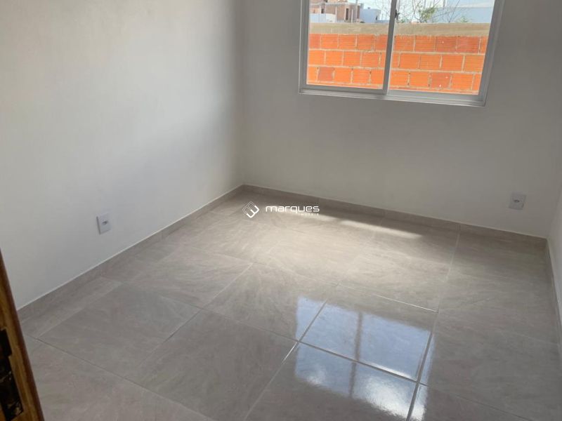 Casa com 3 quartos, 1 banheiro e 55m² à venda no bairro Três Vendas, Pelotas