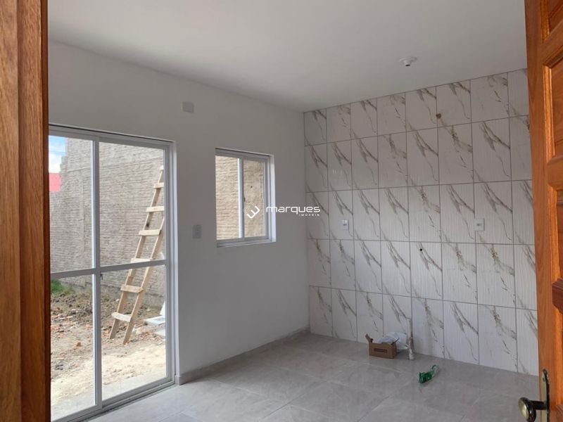 Casa com 3 quartos, 1 banheiro e 55m² à venda no bairro Três Vendas, Pelotas
