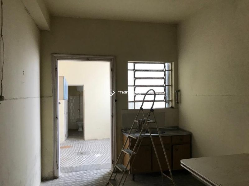 Sobrado com 7 quartos, 2 banheiros e 341m² à venda no bairro Centro, Pelotas