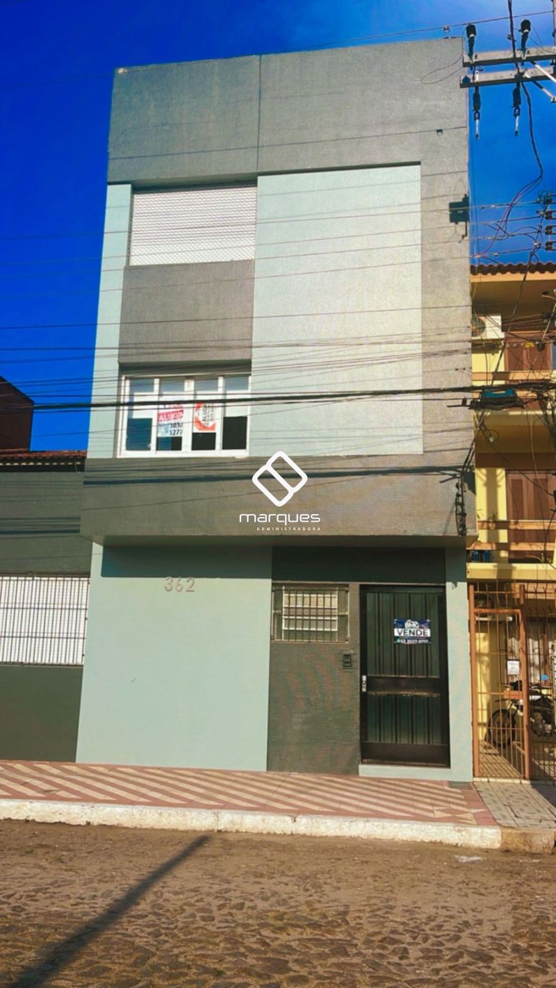 Apartamento com 2 quartos, 2 banheiros e 153m² para alugar no bairro Centro, Pelotas