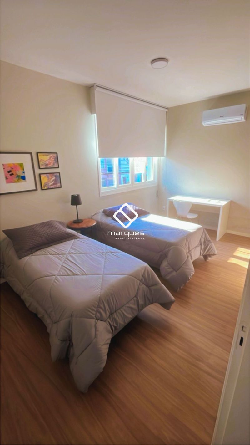 Apartamento com 2 quartos, 2 banheiros e 153m² para alugar no bairro Centro, Pelotas