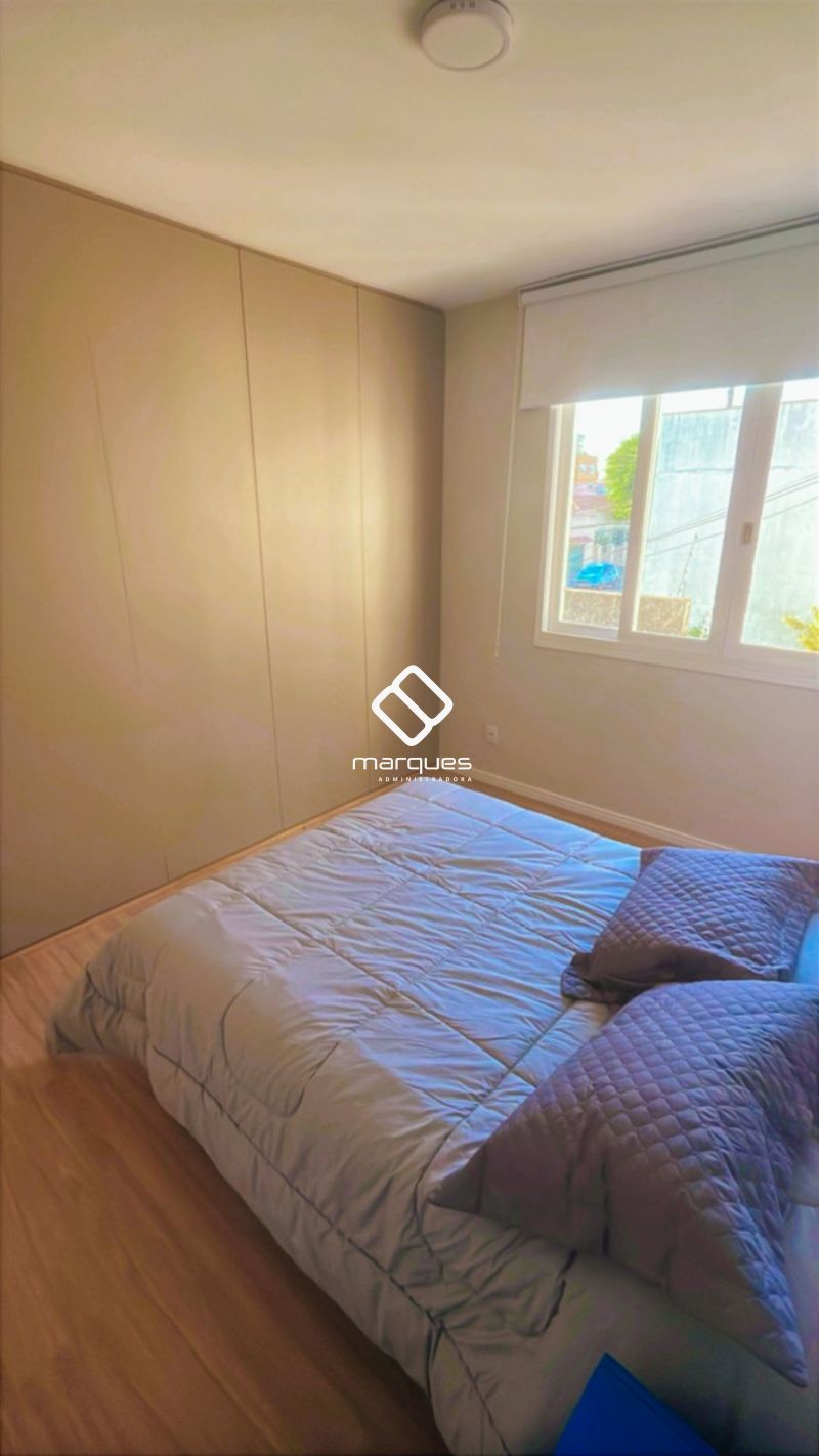 Apartamento com 2 quartos, 2 banheiros e 153m² para alugar no bairro Centro, Pelotas