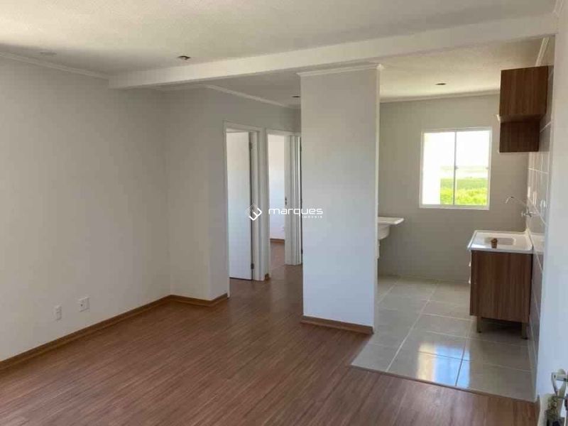 Apartamento com 2 quartos, 1 banheiro e 48m² à venda no bairro Simões Lopes, Pelotas