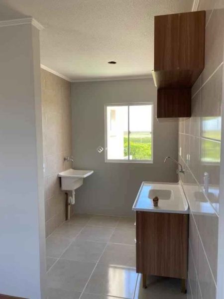 Apartamento com 2 quartos, 1 banheiro e 48m² à venda no bairro Simões Lopes, Pelotas