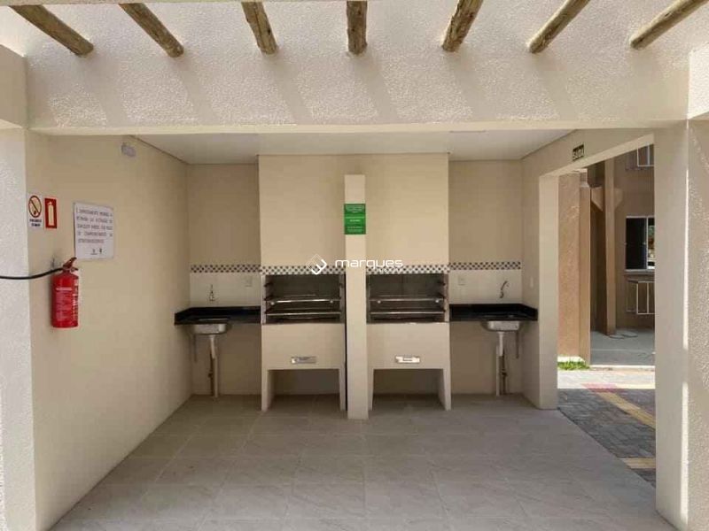 Apartamento com 2 quartos, 1 banheiro e 48m² à venda no bairro Simões Lopes, Pelotas