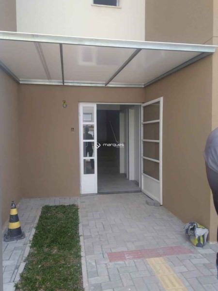 Apartamento com 2 quartos, 1 banheiro e 48m² à venda no bairro Simões Lopes, Pelotas