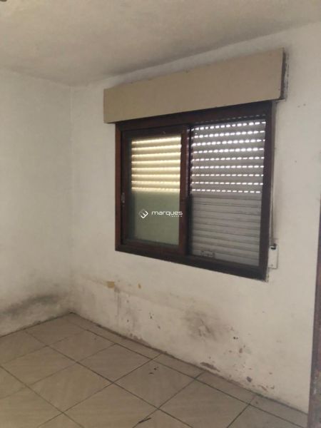 Casa com 2 quartos, 2 banheiros e 110m² à venda no bairro Areal, Pelotas