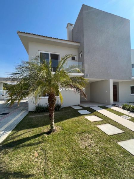 Casa com 3 quartos, 1 banheiro e 133m² à venda no bairro Areal, Pelotas