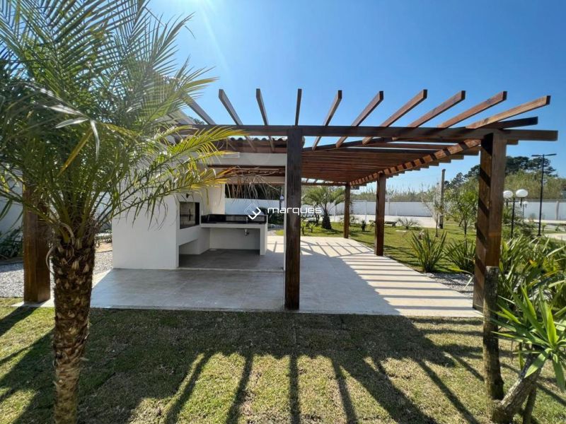 Casa com 3 quartos, 1 banheiro e 133m² à venda no bairro Areal, Pelotas