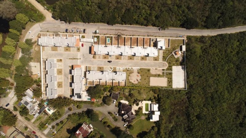 Casa com 3 quartos, 1 banheiro e 133m² à venda no bairro Areal, Pelotas